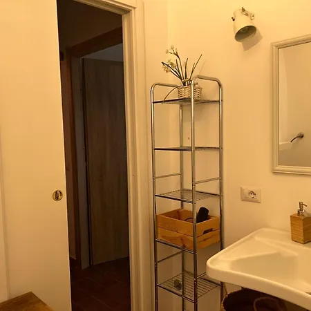 Poggio Ceraso Di Lamioni Roberto Farm stay *